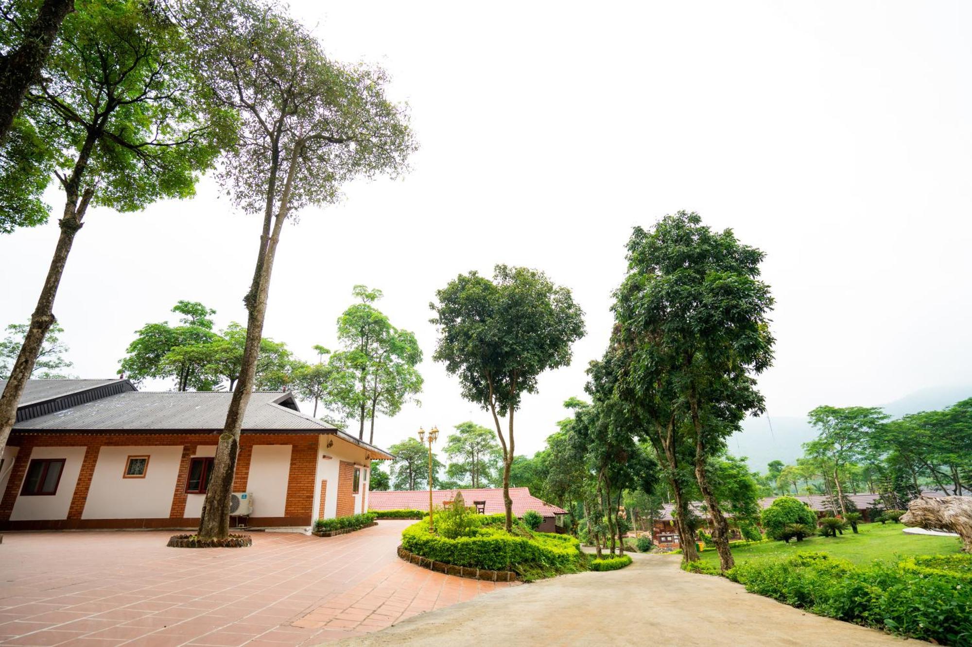 Paragon Resort Ba VI Xom Trong Exterior photo